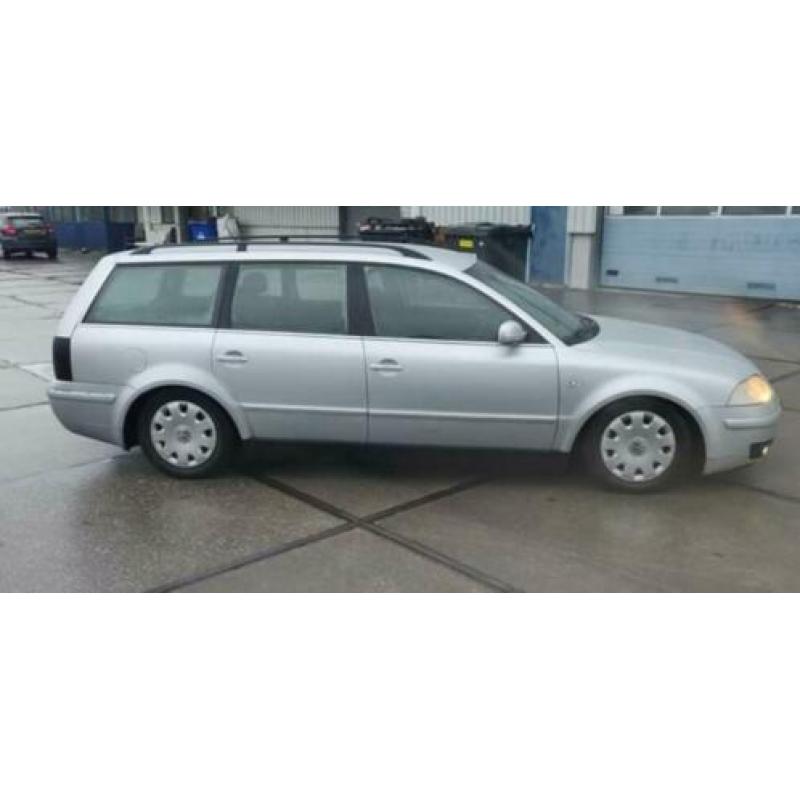 Volkswagen Passat Variant 2.0-20V Comfortline