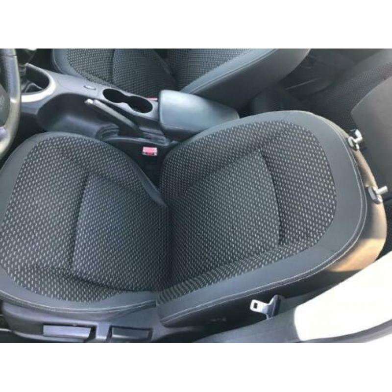 Nissan Qashqai+2