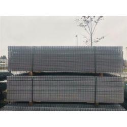 100m Gegalvaniseerd Hekwerk 123cm hoog - 2e keus palen