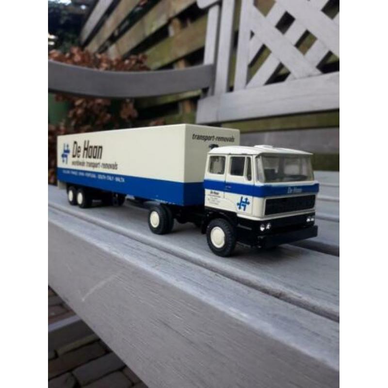 Liob car DAF 2800 de Haan