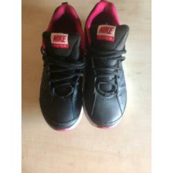 Nike maat 42