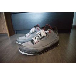 Air Jordan Retro 3 - Grey - Maat 44 (US 10)