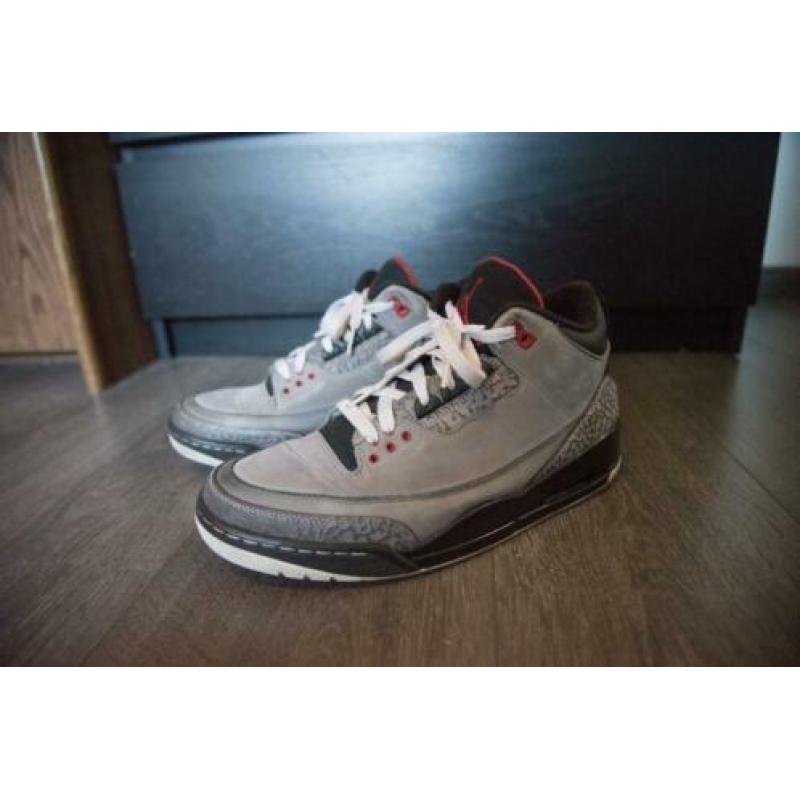 Air Jordan Retro 3 - Grey - Maat 44 (US 10)