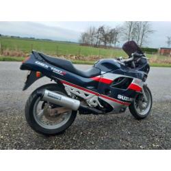 Suzuki gsx 750f