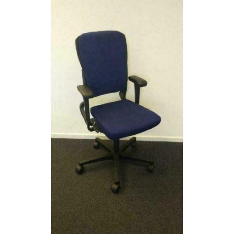Bureaustoel Ahrend 230 donkerblauw, hoge rug