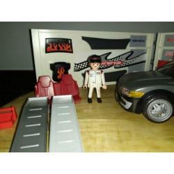 Playmobil 4366 auto met diverse geluiden en werkplaats