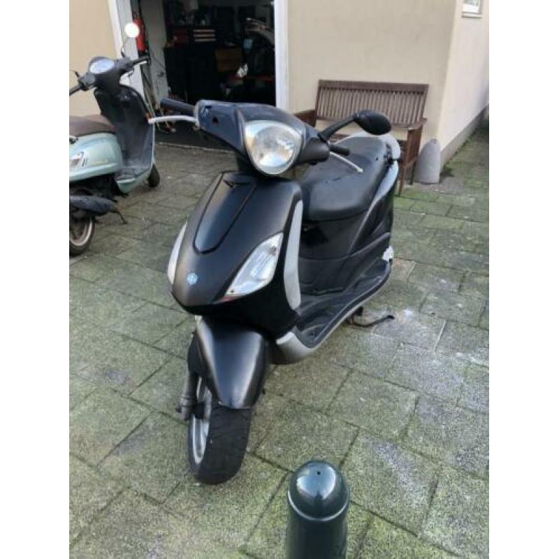 Piaggio fly 4 takt