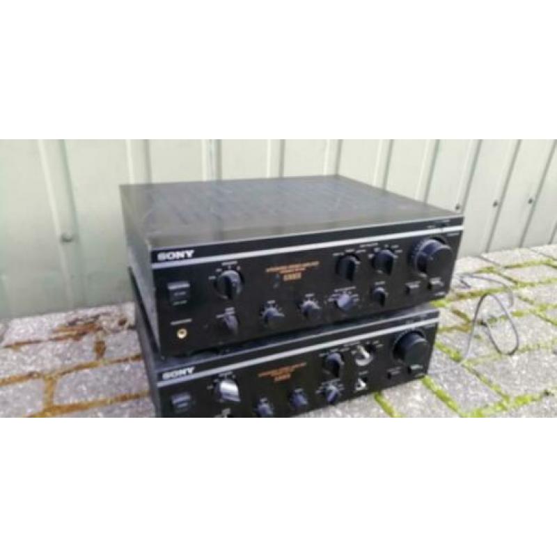 2x vintage versterker Sony TA-F 530 ES