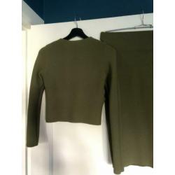 Nikkie: set van top en rok mosgroen (38)