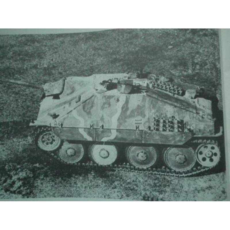Waffenarsenal 53, HETZER, Jagdpanzer 38(t) und G13