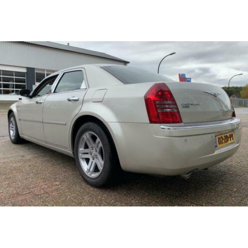 Chrysler 300C 3.0 V6 CRD 2e Eigenaar ! Perfecte staat !