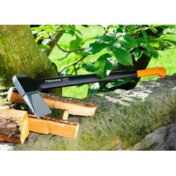 Fiskars x27 kloofbijl, haardhout, kettingzaag €61.95