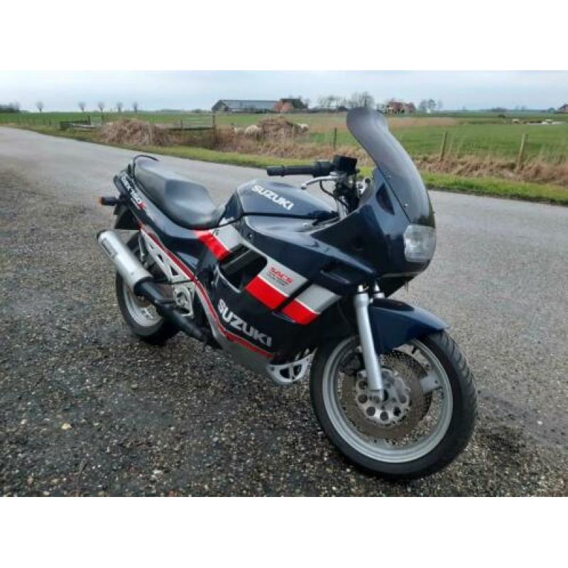 Suzuki gsx 750f