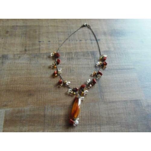 Ketting met aardetinten glaskralen
