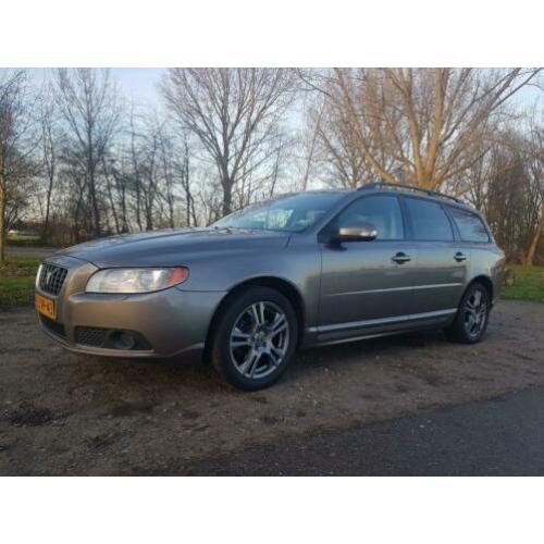 Volvo V70 2.0 D 2008 Grijs