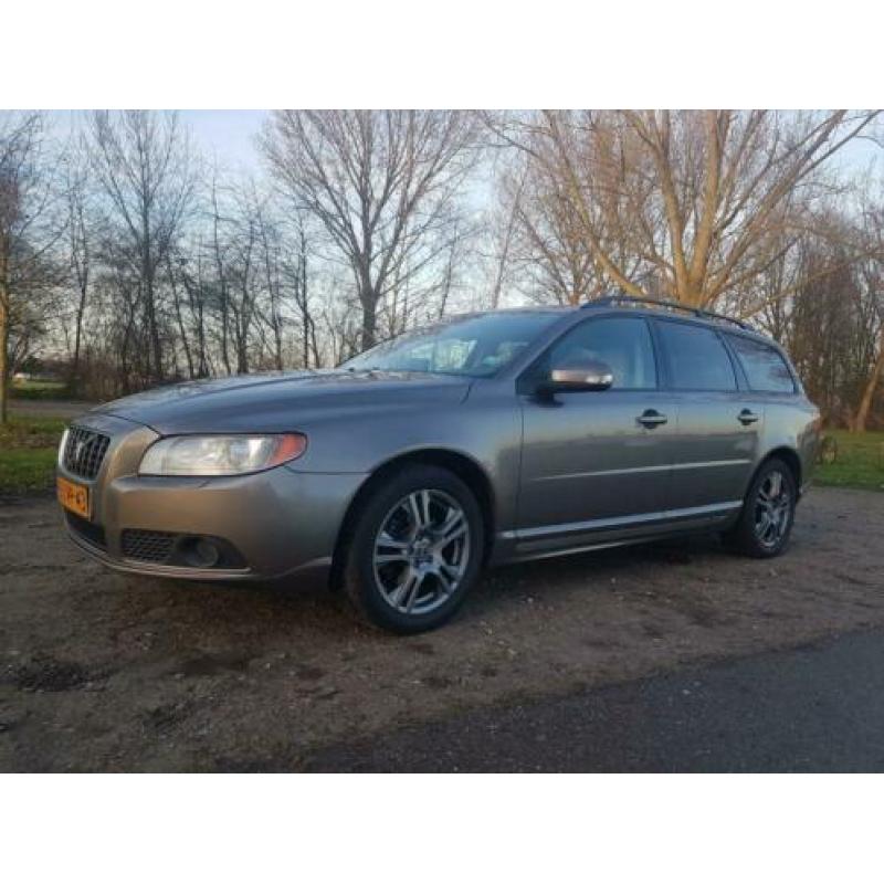 Volvo V70 2.0 D 2008 Grijs