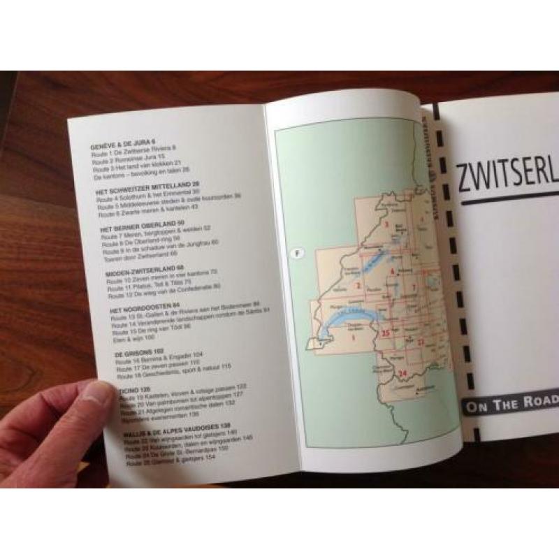 Zwitserland NL reisgids 25 reisroutes + kaarten en info