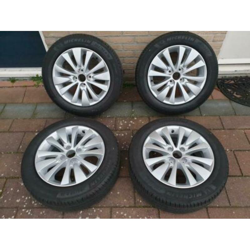 Nieuwe Orginele Citroën en DS velgen 205 55 16 91H Michelin