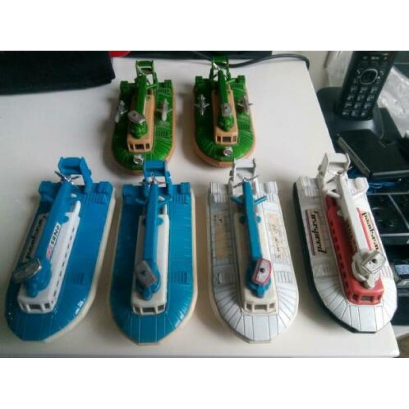 Matchbox Super Kings SRN6 hovercraft Battle Kings hoverraide