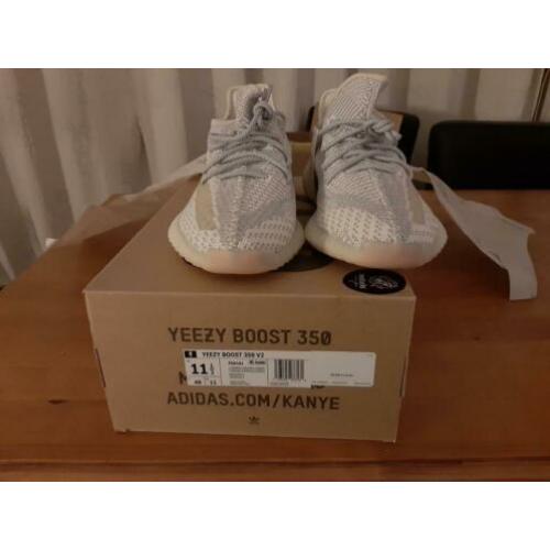 Adidas Yeezy Boost 350 v2 Lundmark