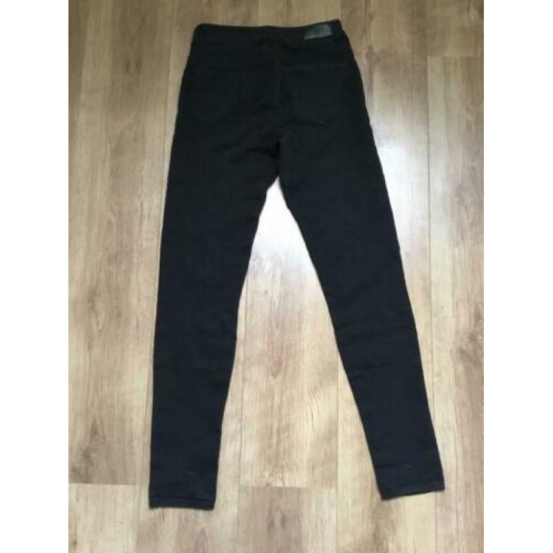 Mooie zwarte broek van VERO MODA mt XS
