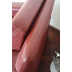 CLOAK design fauteuil d.rood leer , robuust , kwaliteit , nw