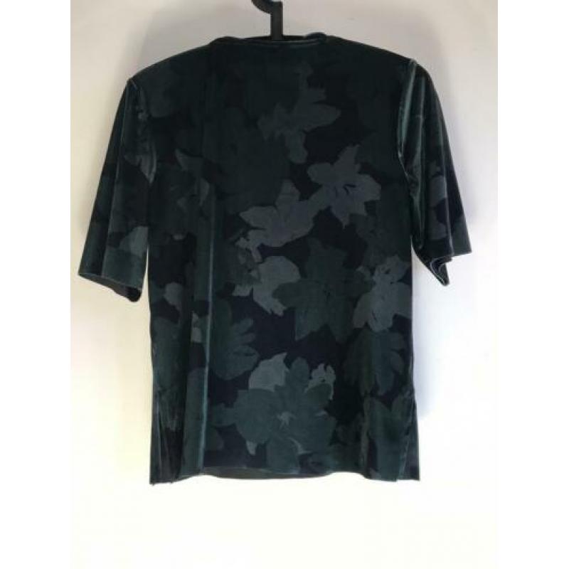 Velours t-shirt van Distrikt mt S in rijke blauw/groen tint