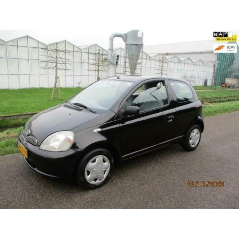 Toyota Yaris 1.3-16V VVT-i Sol