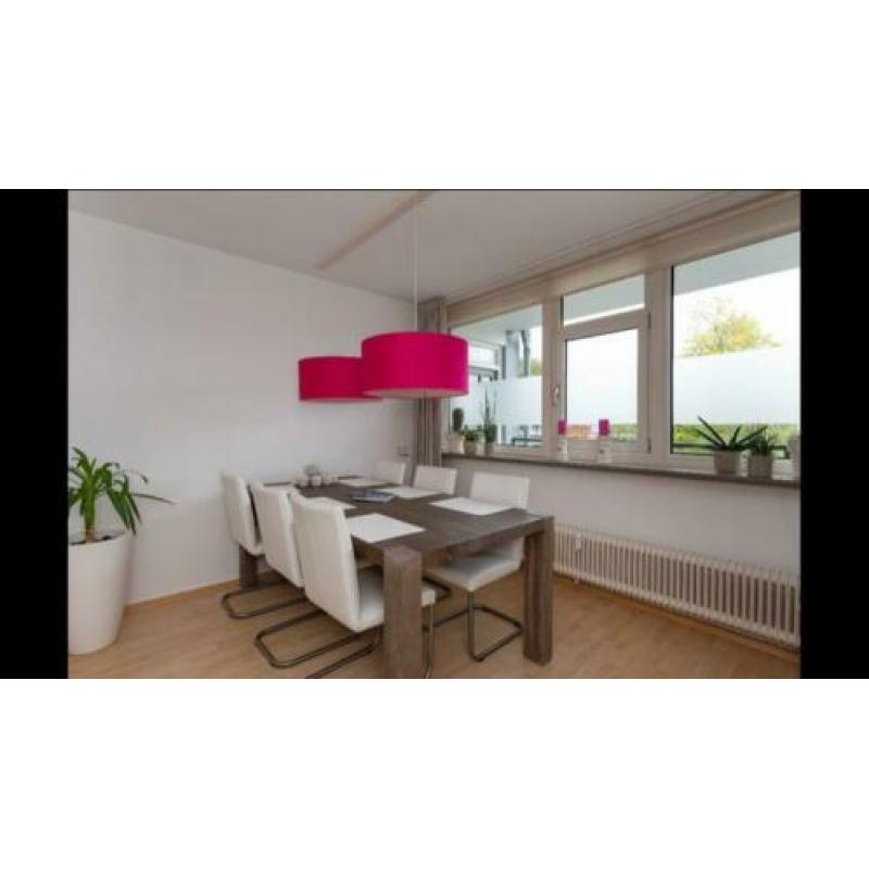 Grijs eiken eettafel 1.90x1.00 meter