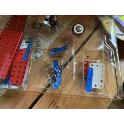 Oud mechanic / meccano