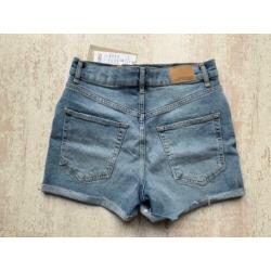 Korte spijkerbroek jeans van Gina Tricot maat 38