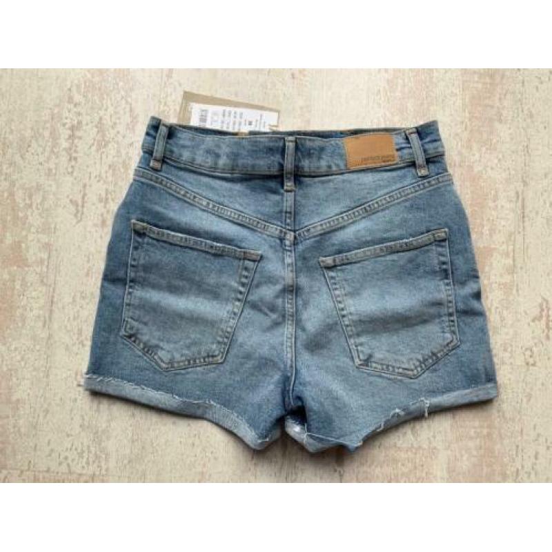 Korte spijkerbroek jeans van Gina Tricot maat 38