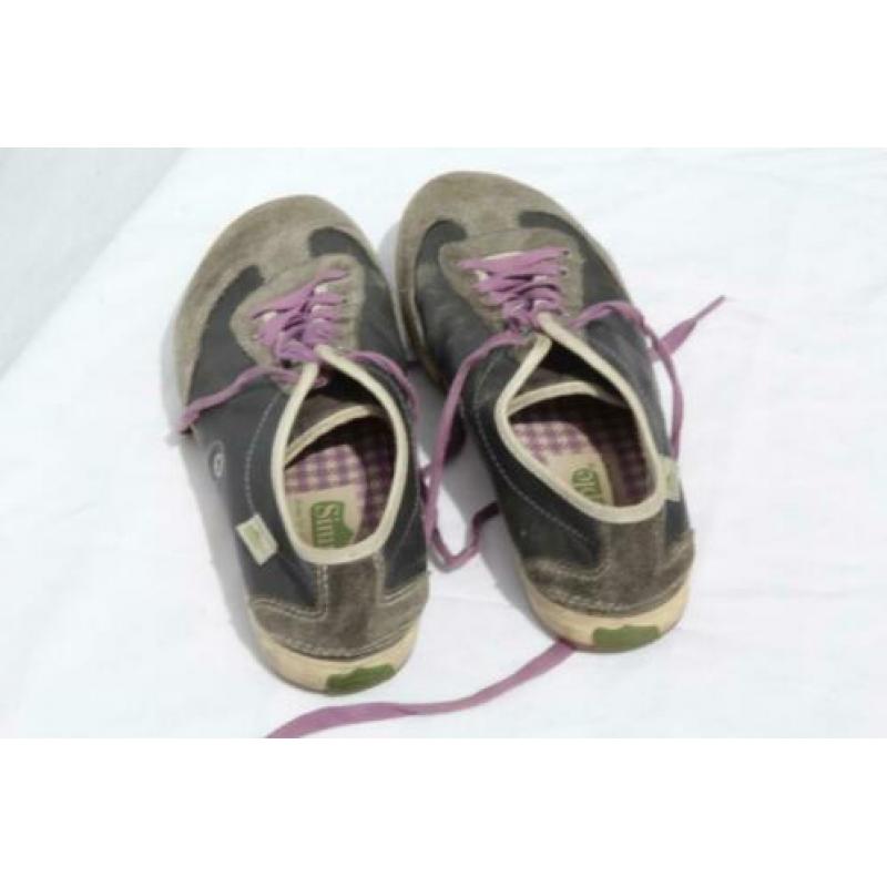 Stoere leren damesschoenen.Mt 39.Merk Simple