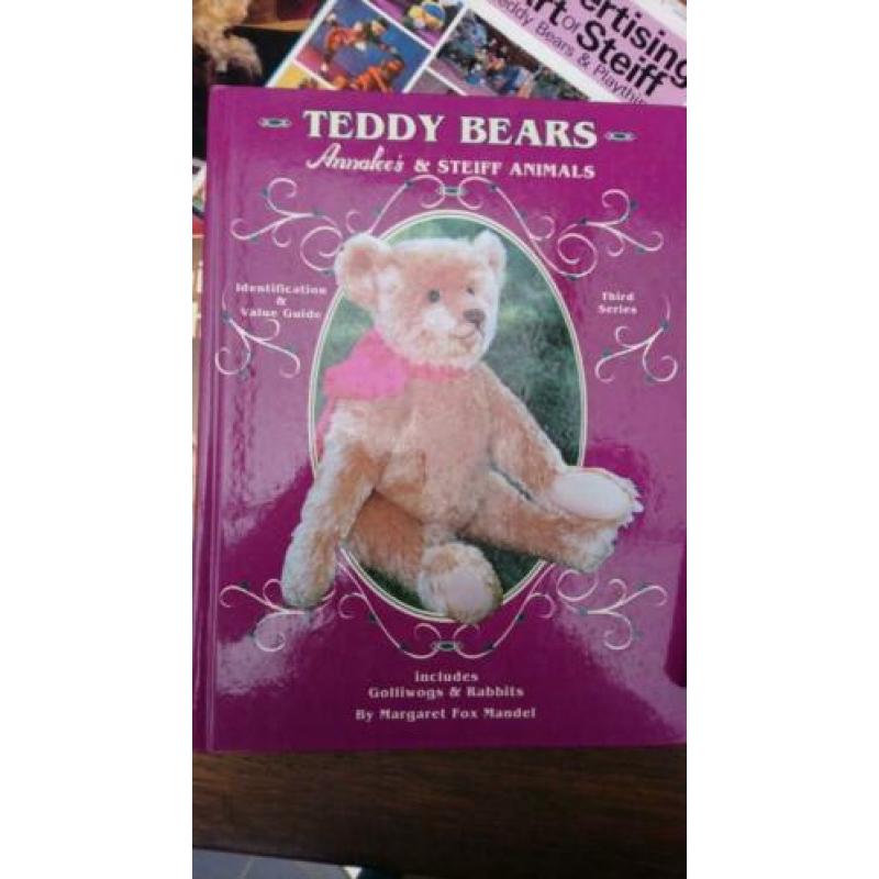 Steiff Teddy *6 BOEKEN OVER STEIFF EN ANDER SPEELGOED*