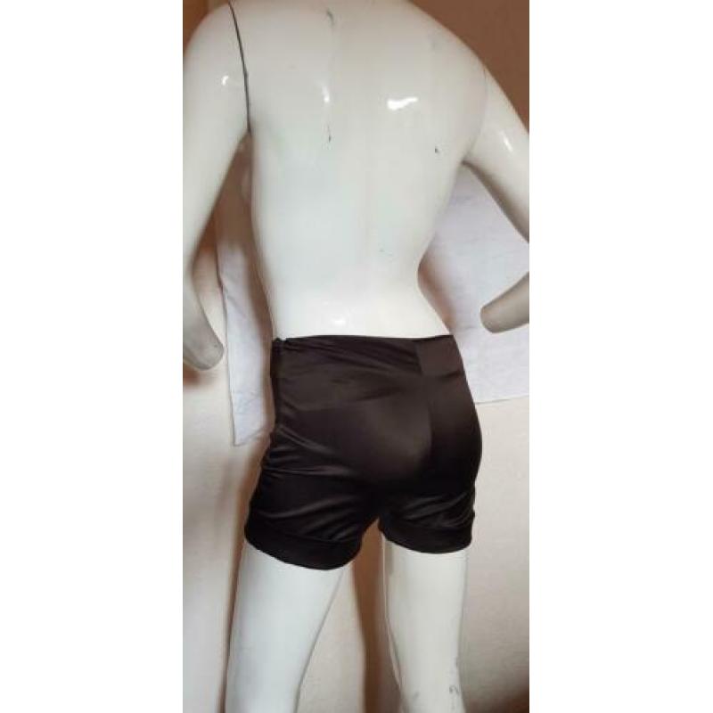 Nemo shortje maat 34 zgan
