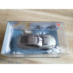 Nr.2 Aston Martin V12 Vanquish Diorama James Bond 1:43 ( UH