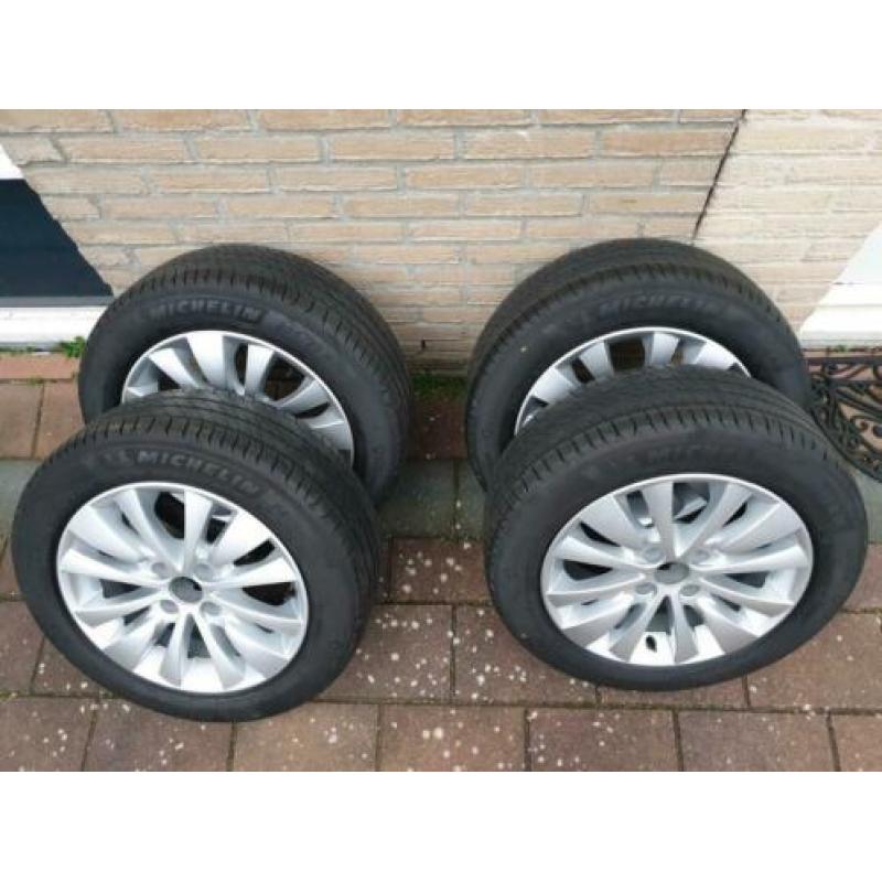 Nieuwe Orginele Citroën en DS velgen 205 55 16 91H Michelin