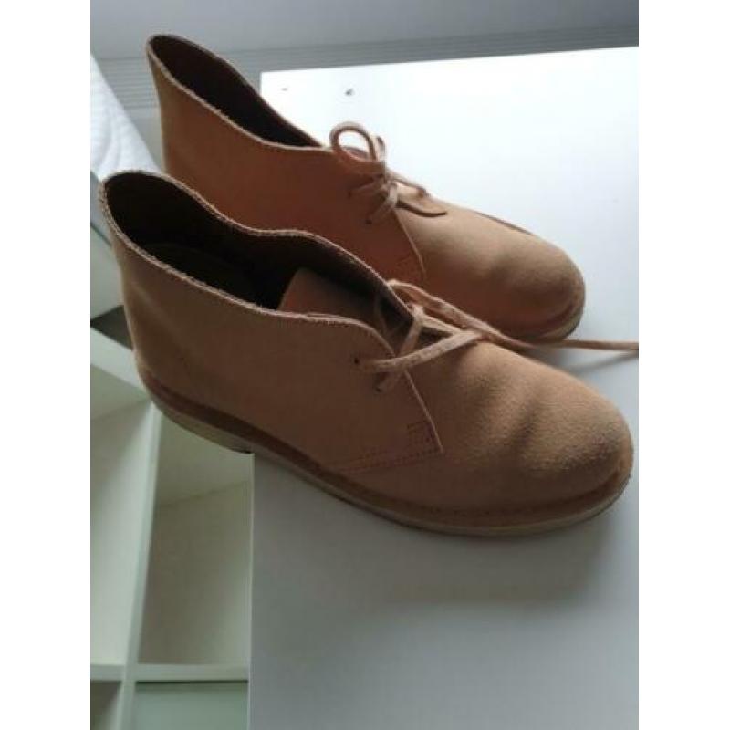 Bruine clarks 38