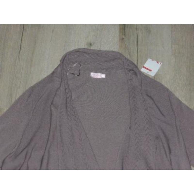 Libelle nieuw taupe kleur vest mt. 46