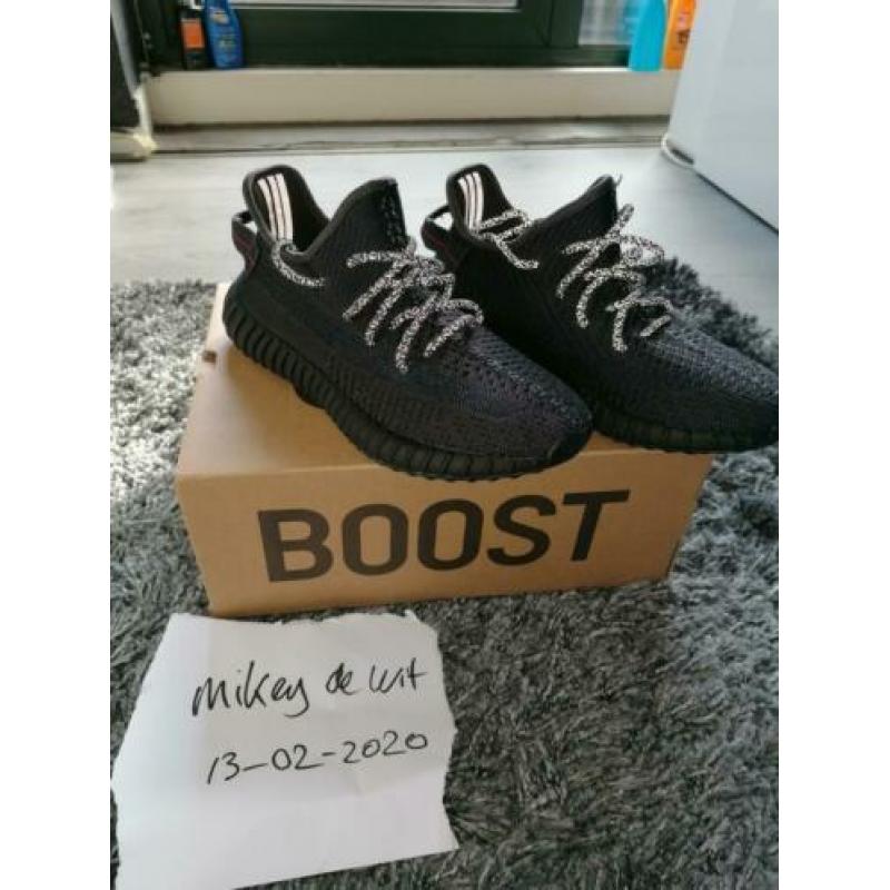 Adidas Yeezy Boost 350 V2 Black (non reflective)