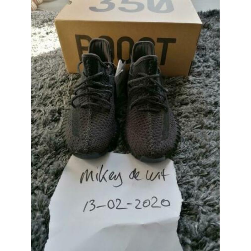 Adidas Yeezy Boost 350 V2 Black (non reflective)