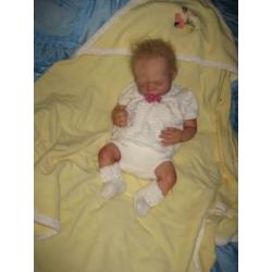 reborn baby nee! maar een siliconen baby van Leida Pieters.