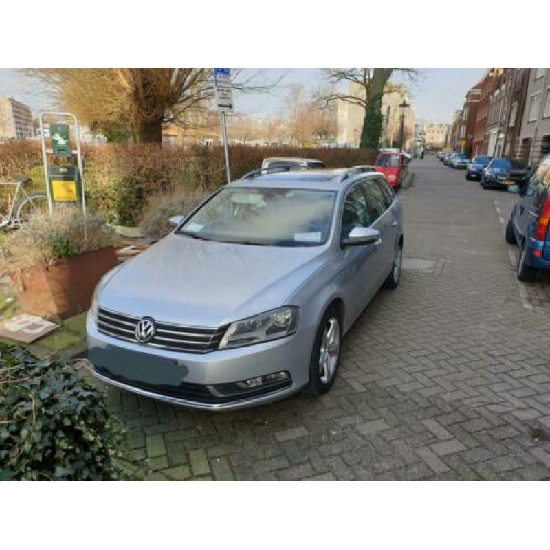Volkswagen Passat 1.4 TSI Ecofuel Variant DSG 2011 Grijs