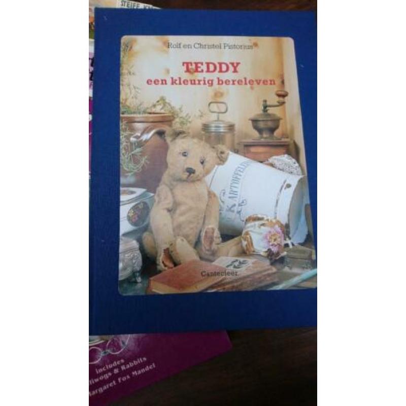 Steiff Teddy *6 BOEKEN OVER STEIFF EN ANDER SPEELGOED*