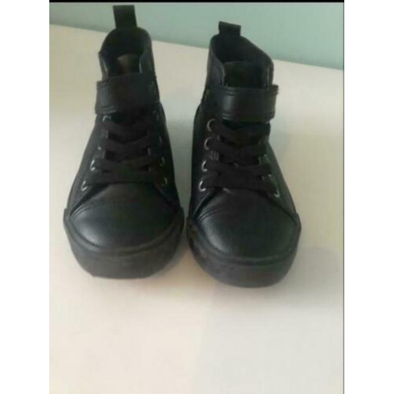 Hoge zwarte sneakers mt26 h&m