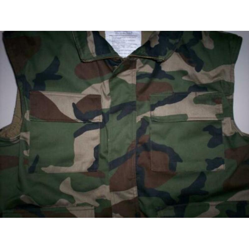 Dumpstore Camouflage Body Warmer.