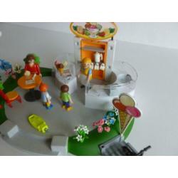 Playmobil IJssalon met IJscowagen 4234 + 3244