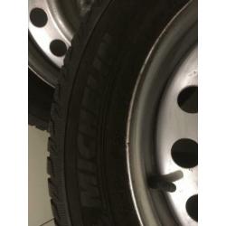 Winterbanden set op stalen velg 205/55/r16