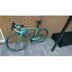 Bianchi Oltre XR1 kleur Celeste veloce 10-speed