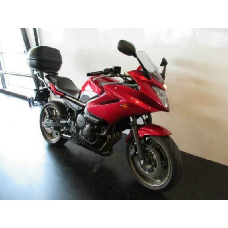 Yamaha XJ 6 S DIVERSION (bj 2012)